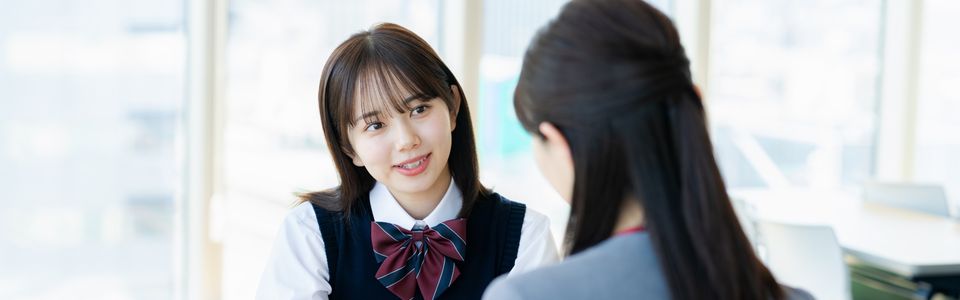 英文和訳について、先生と質疑をするイメージ